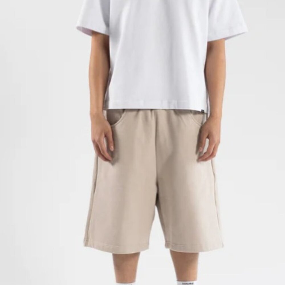 Hours - Baggy Sweatshorts - Desert - Medium - NWT